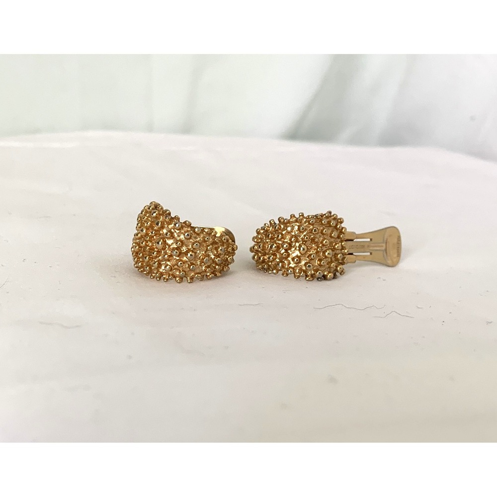 Vintage Coventry Clip On Earrings Women 1960s Gold Tone Chunky Retro Mod Jewelry